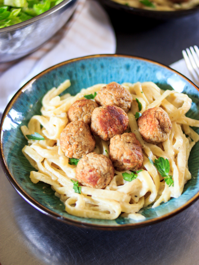 One-Pot Garlic Parmesan Pasta